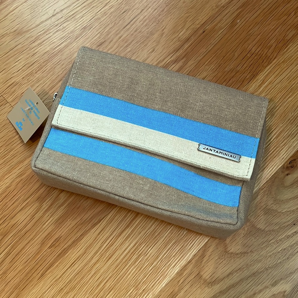KLM First Class Sift Amenities Travel Kit Brand New, UNOPENED